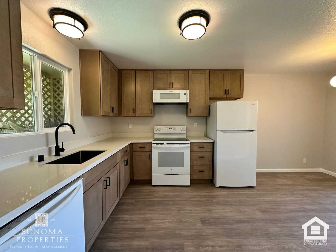 19066 Lomita Ave - Photo 5 of 11