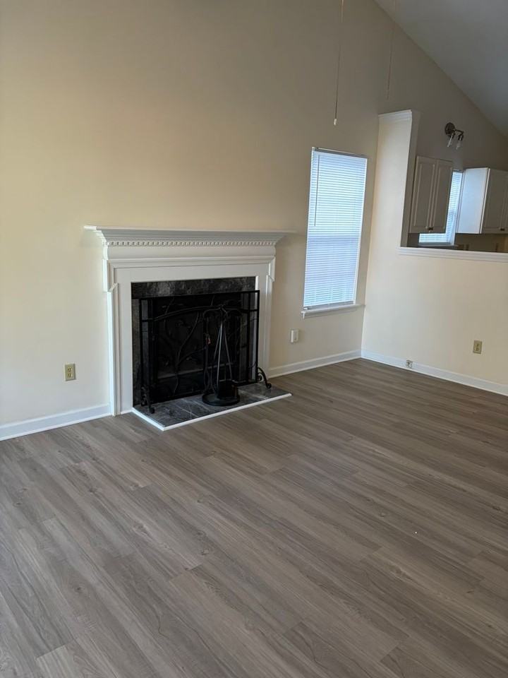 4013 Old Coach Rd - Photo 3 of 25