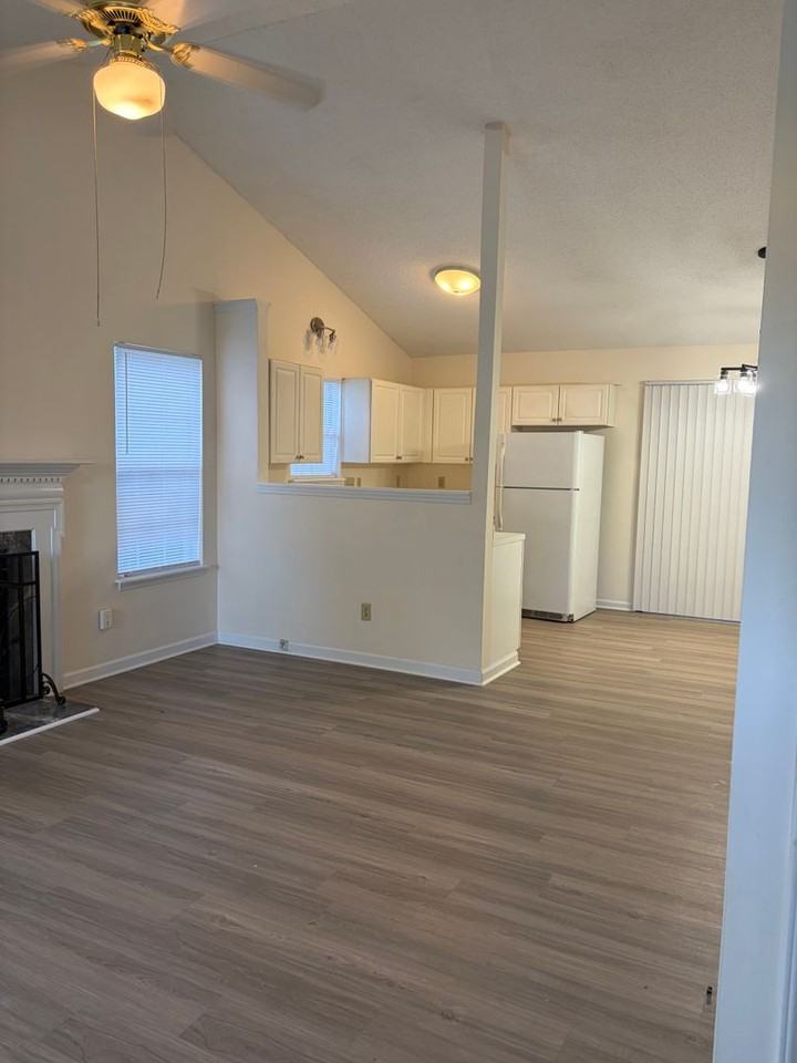 4013 Old Coach Rd - Photo 7 of 25