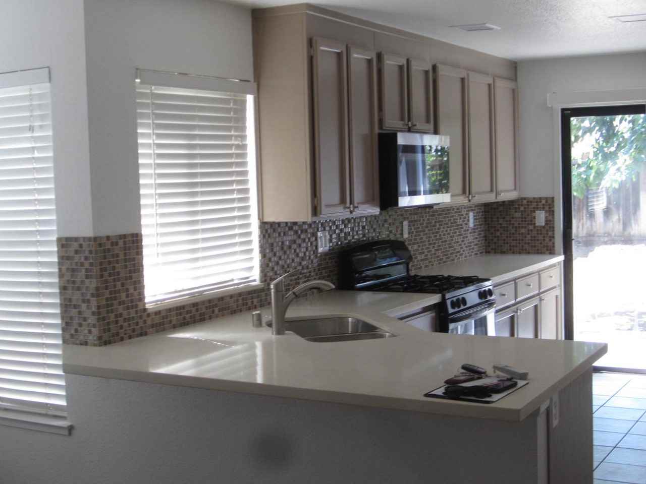 920 Doeskin Ter - Photo 4 of 29