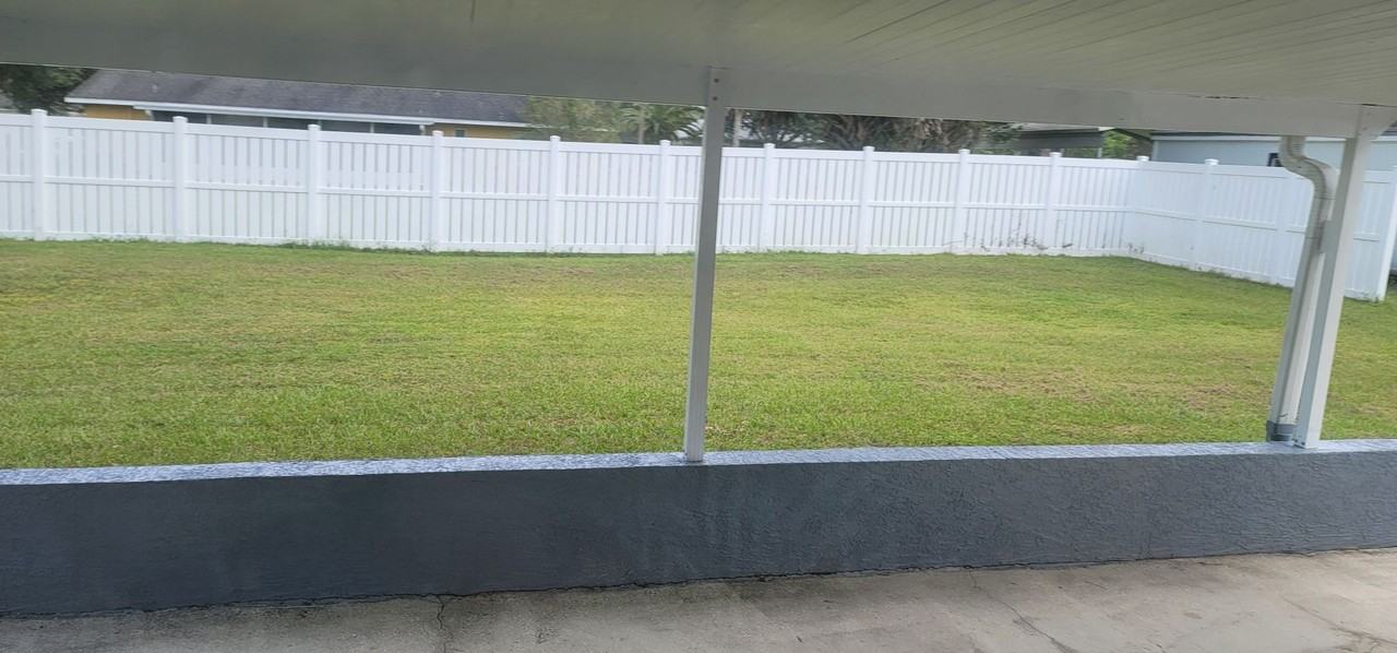 1735 Hontoon Rd - Photo 4 of 14