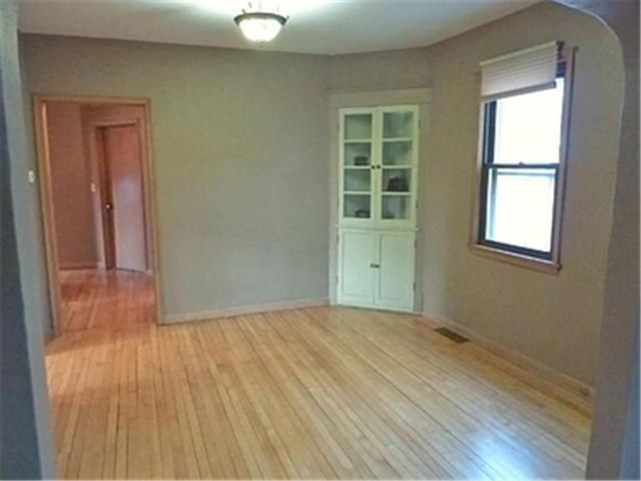 1697 Hubbard Ave - Photo 3 of 13