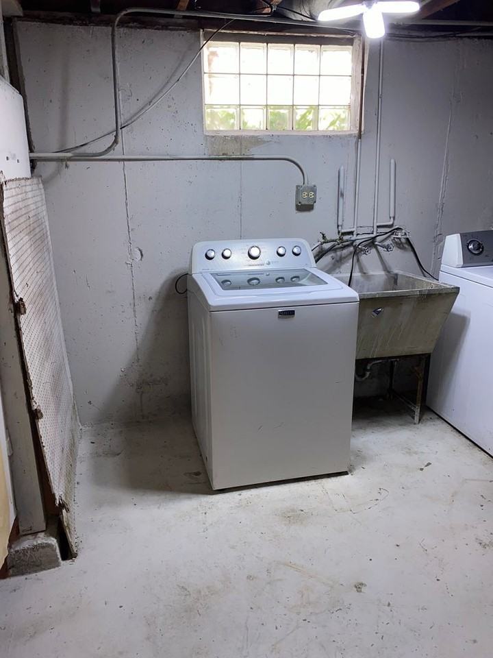 2841 N Pine St - Photo 4 of 6