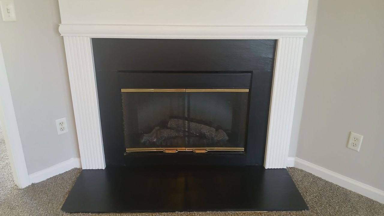 7900 Four Oaks Ct - Photo 6 of 27
