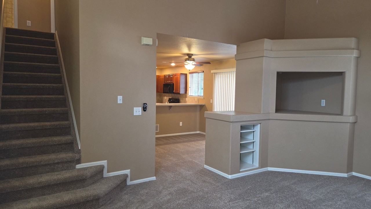 5343 Arroyo St - Photo 6 of 47