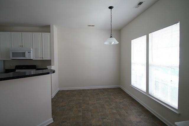 720 Atherton Way - Photo 3 of 7