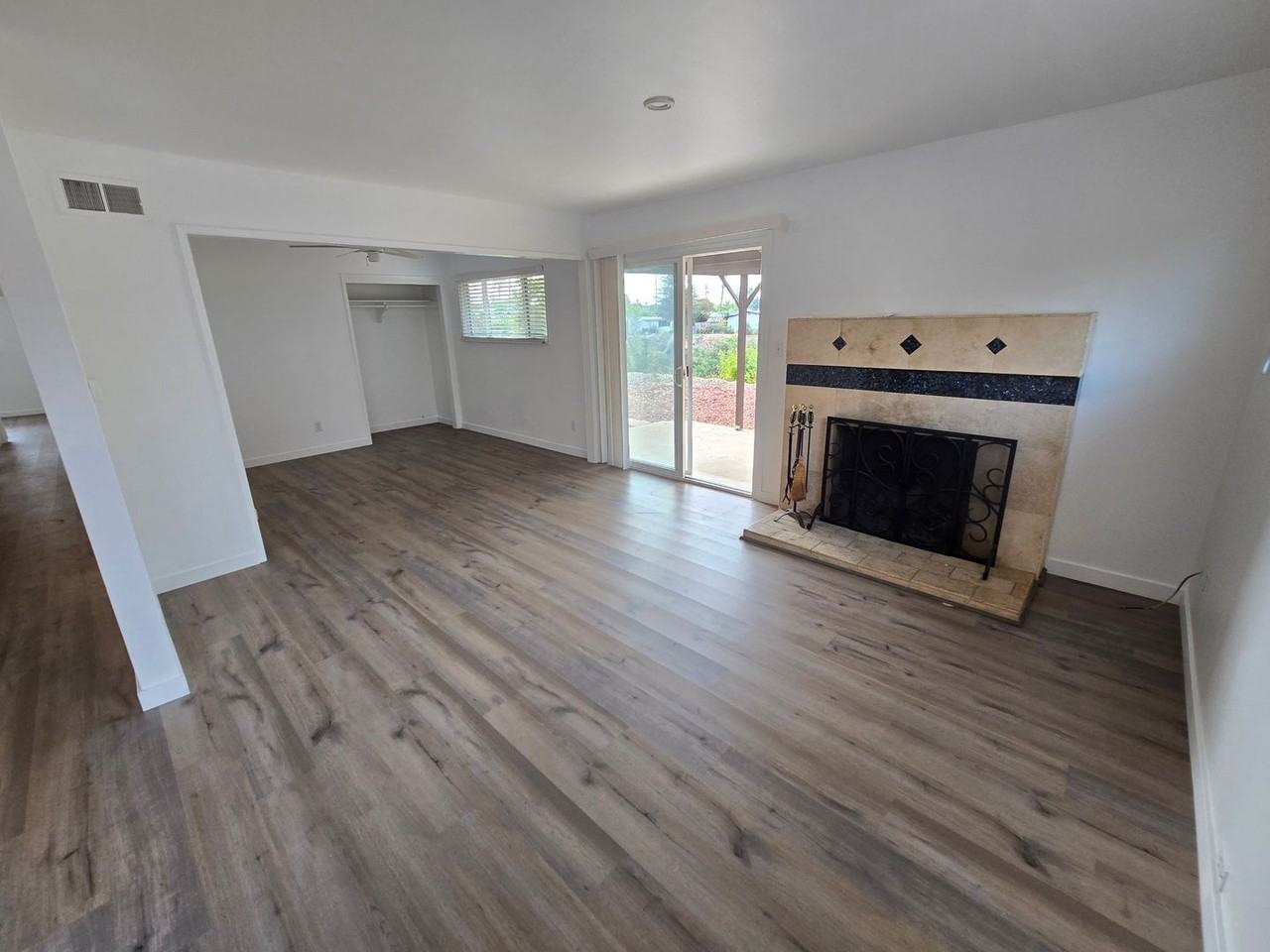 4947 Mount Ashmun Dr - Photo 3 of 17