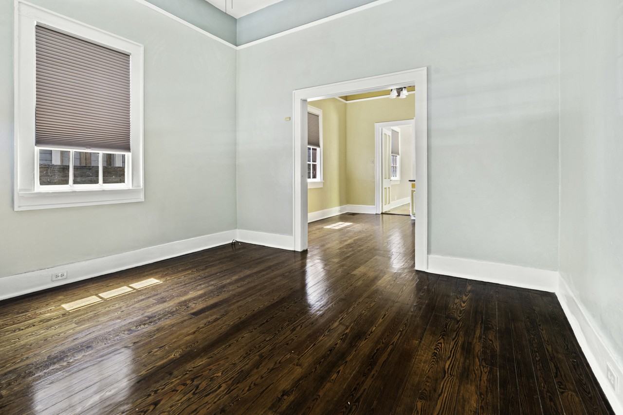 906 Marigny St #1 - Photo 7 of 13