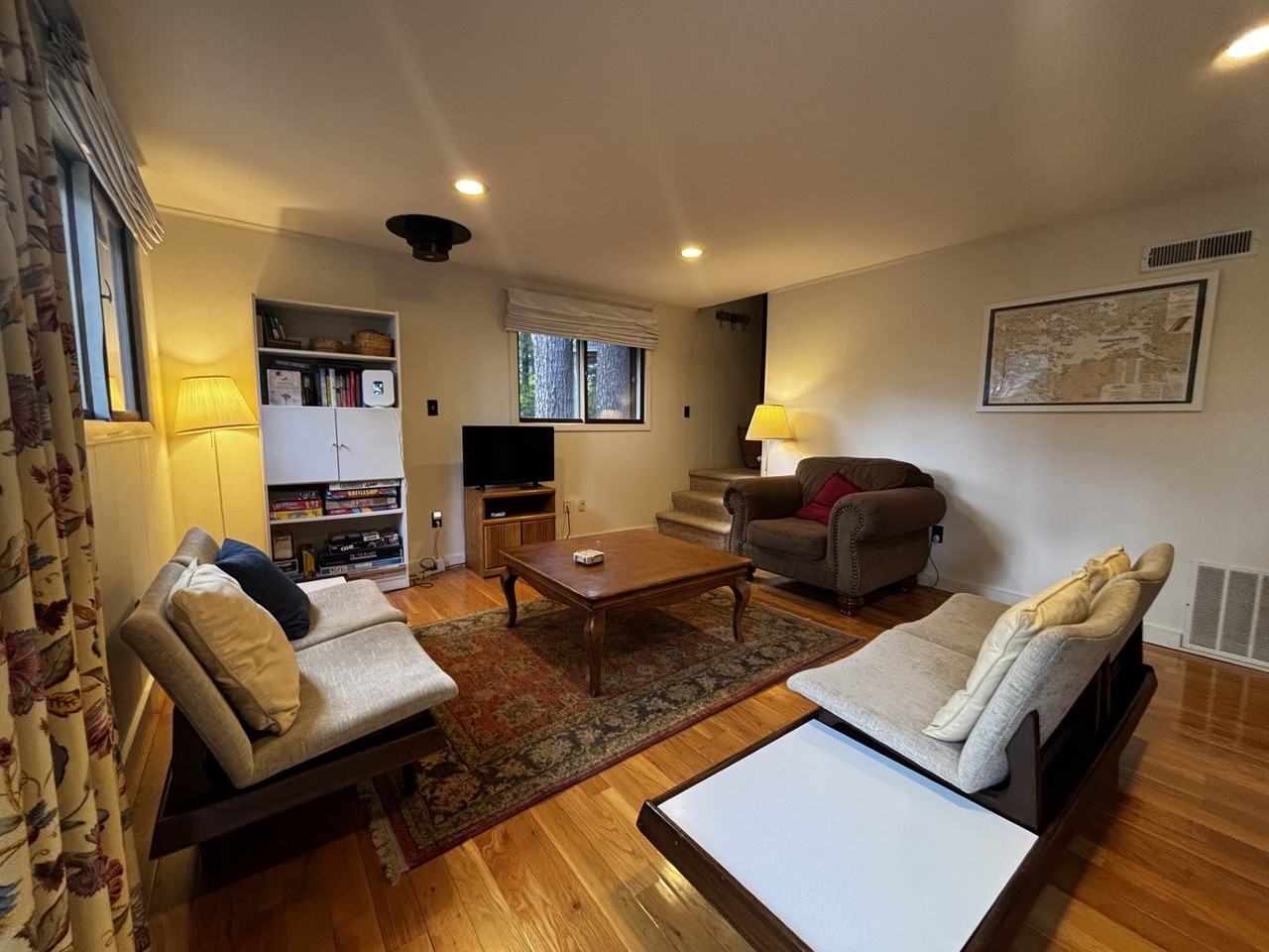 20 Brookhurst Ln E #1 - Photo 7 of 35