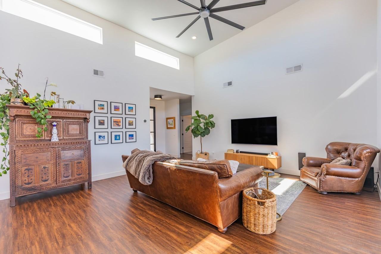 221 Gila Ct - Photo 7 of 36