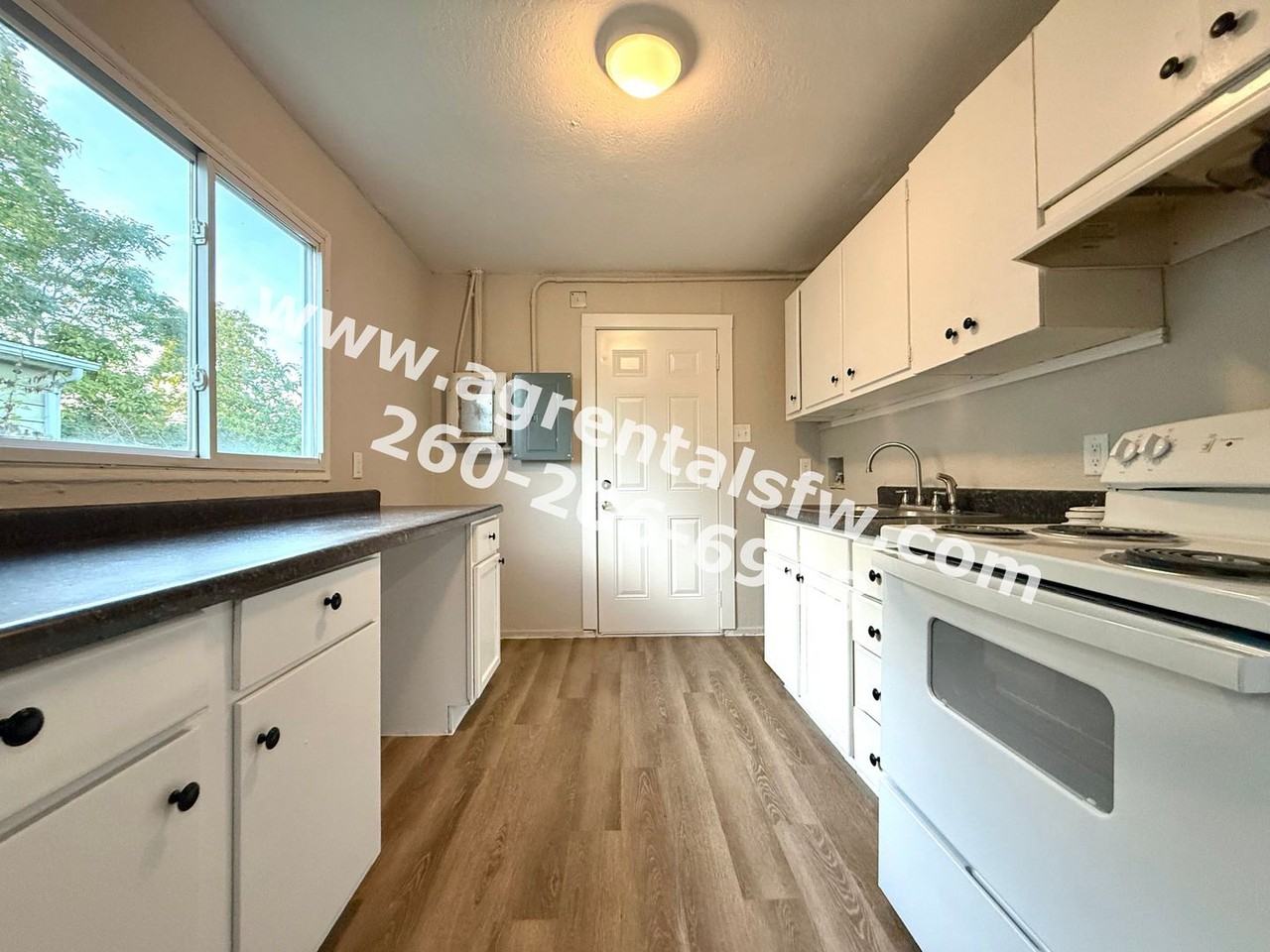 2317 Reynolds St - Photo 6 of 12