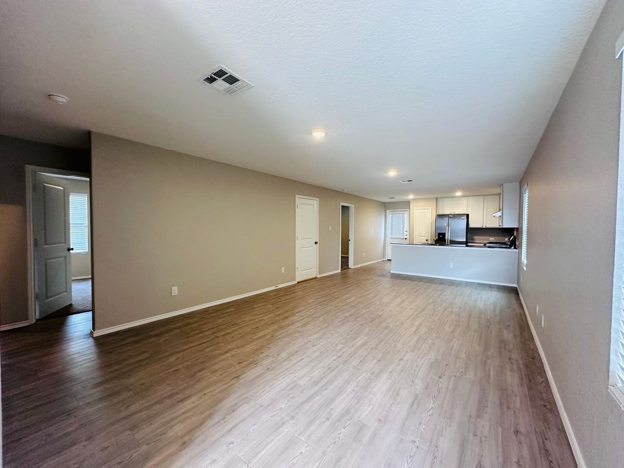 20452 Fire Stone - Photo 3 of 19