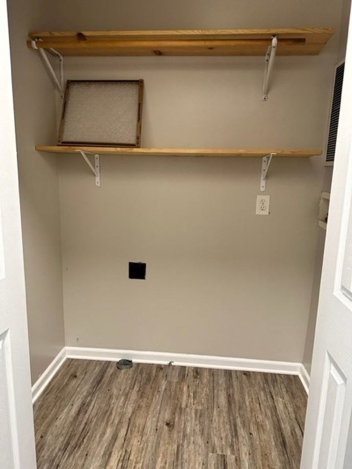 Charming 1-bedroom, 1-bath - Photo 4 of 16