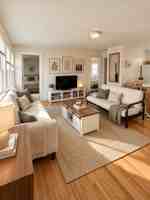 featured image of 19 Penobscot St