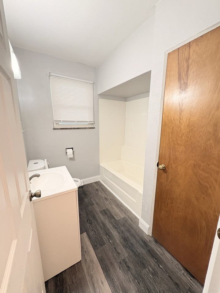 5 Spruce Dr #1 - Photo 7 of 20