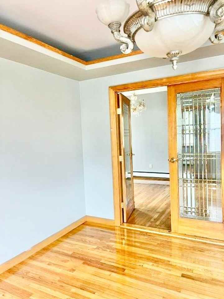 47 Yale Ave - Photo 5 of 19
