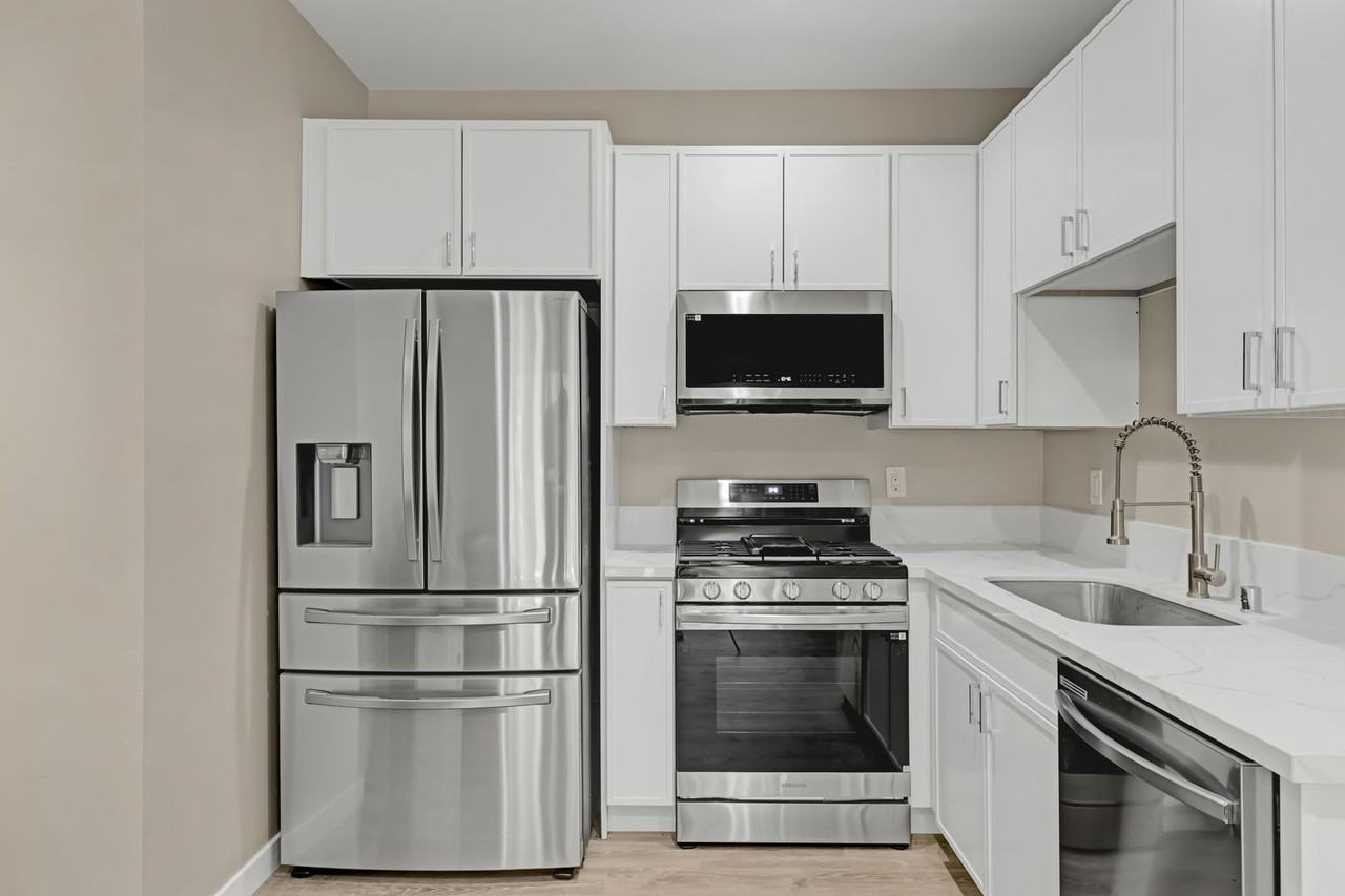 4951 Baja Ct - Photo 5 of 22