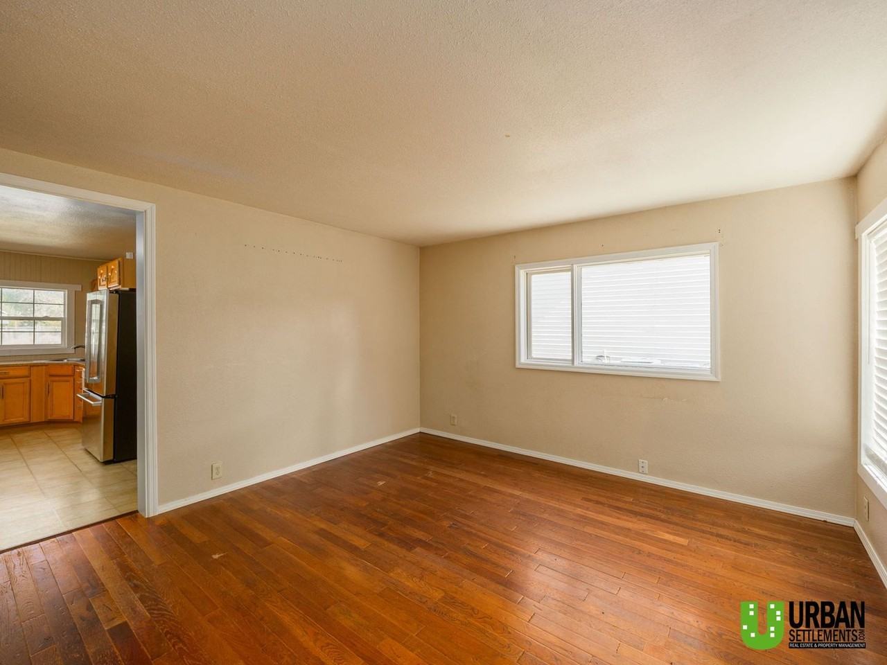 1517 E Mallon Ave - Photo 2 of 19