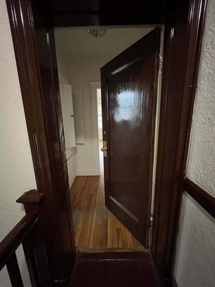 6 James St #6 - Photo 4 of 13