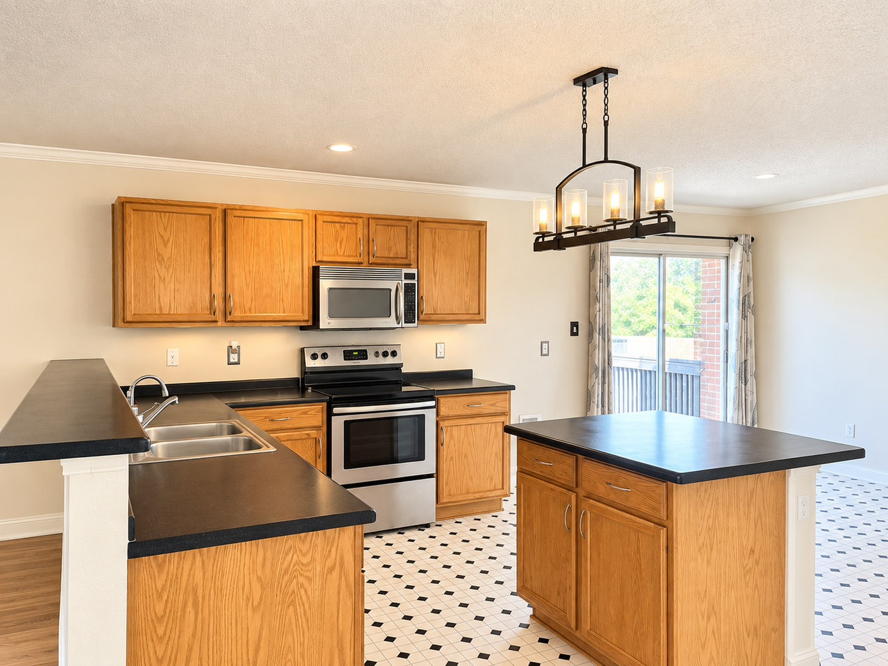 9920 Peregrine Trl - Photo 6 of 9