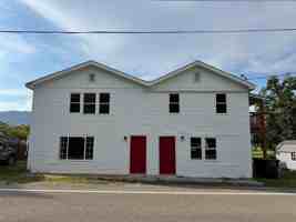 featured image of 2312 Reservoir Rd