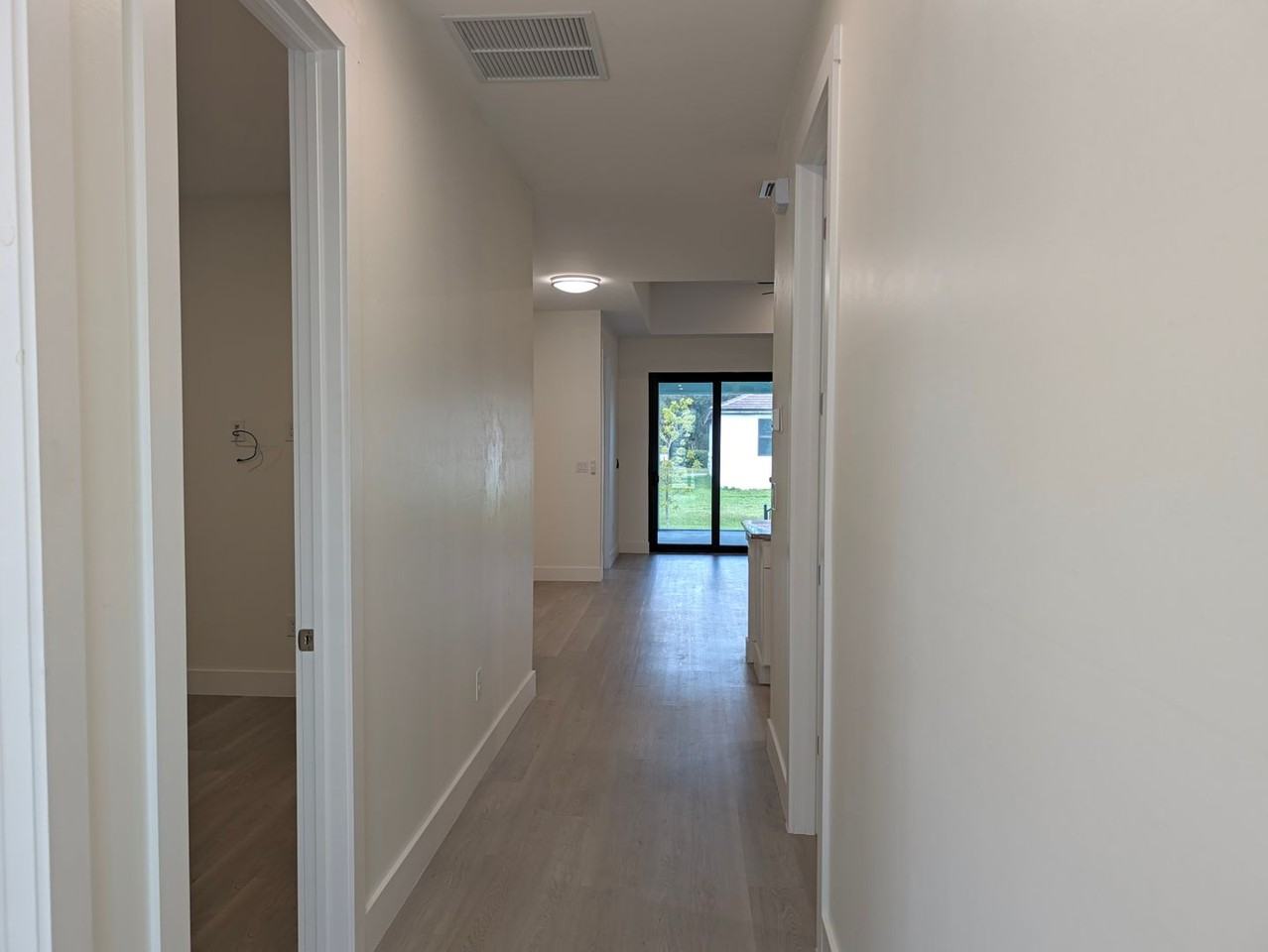 174 Madrid Blvd - Photo 3 of 23