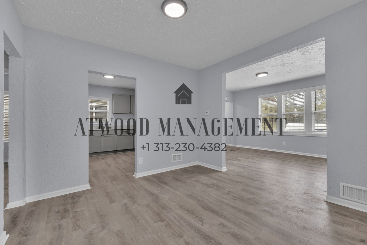 16550 Turner St - Photo 4 of 20