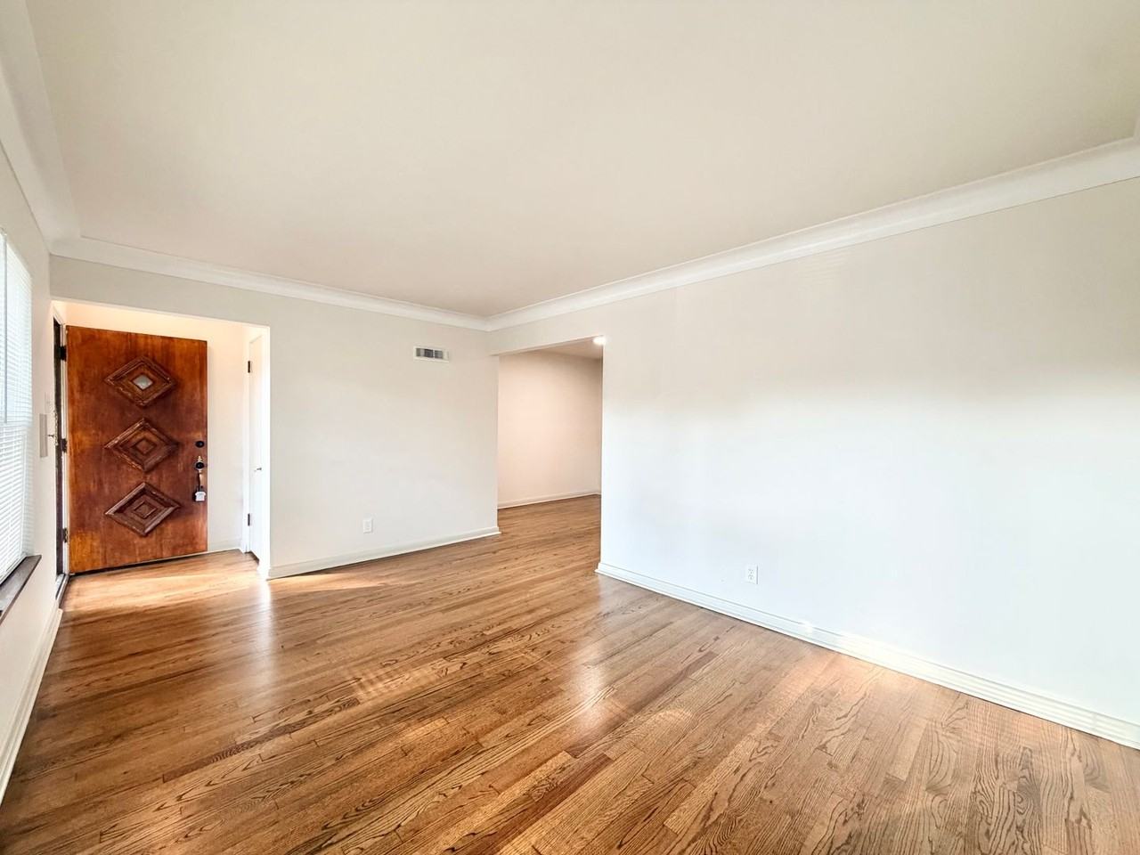 5839 5839 - 5841 Sunshine Drive - Photo 6 of 14