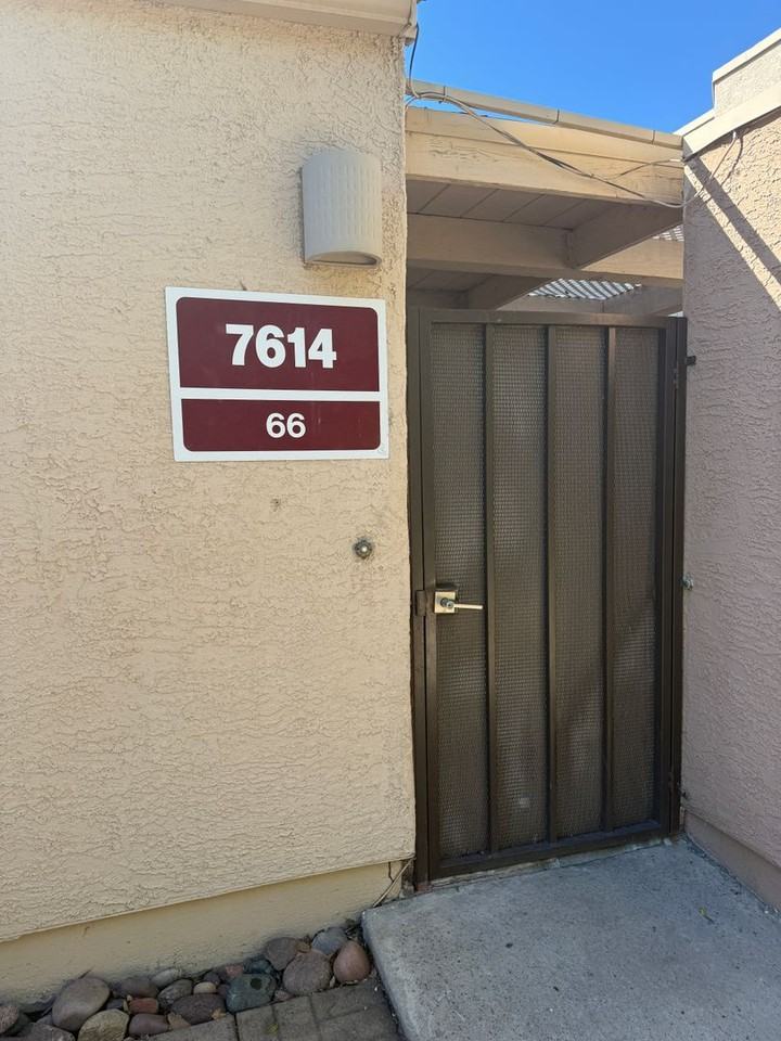 7614 E Callisto Cir
