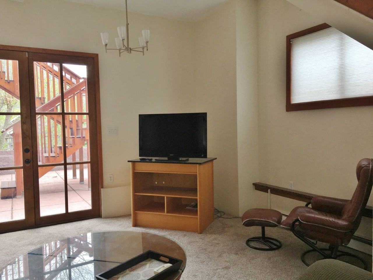 1125 Palmer Ave - Photo 3 of 6