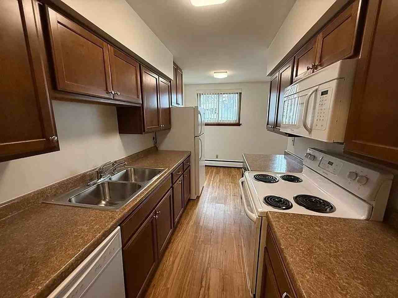Tria Apartments - Photo 5 of 23