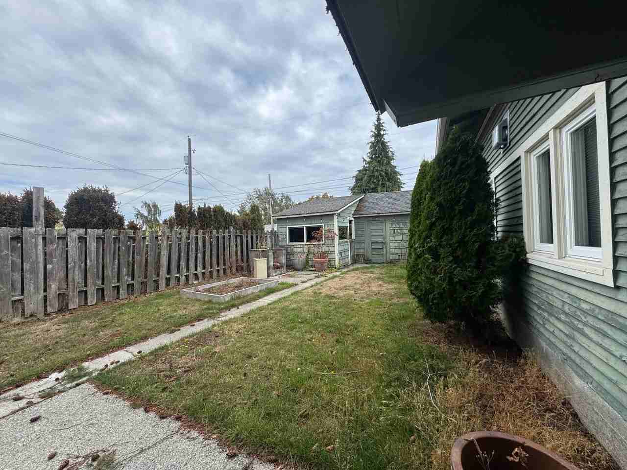 3207 N 26th St - Photo 2 of 18