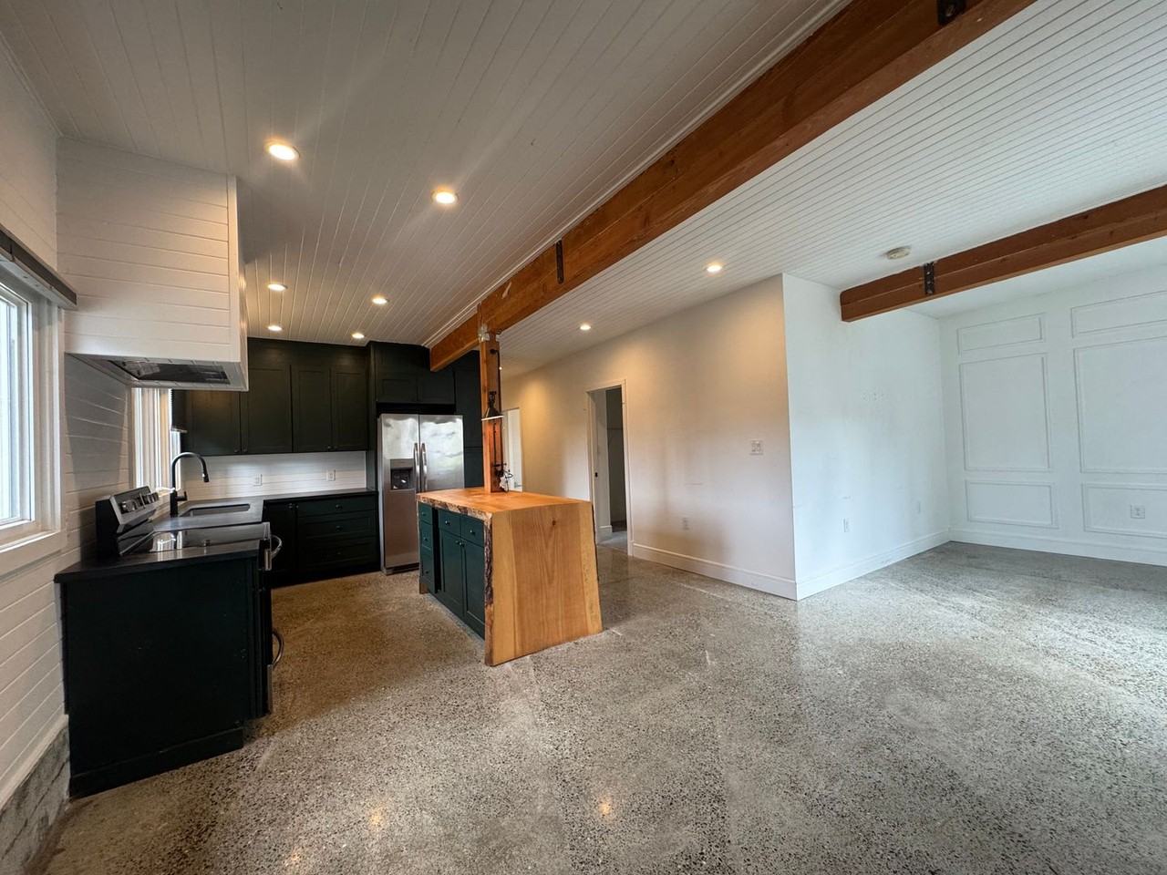 3207 N 26th St - Photo 3 of 18
