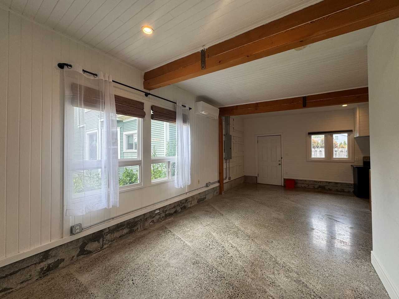 3207 N 26th St - Photo 6 of 18