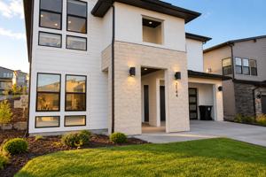 featured image of 2144 N Coyote Bend Way