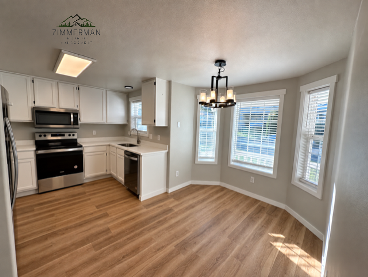 7016 Camellia St - Photo 3 of 15