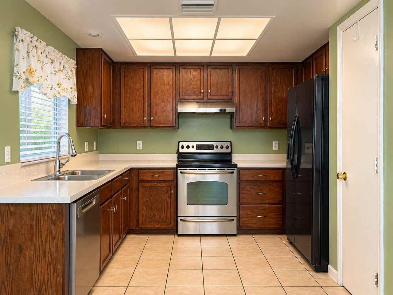 241 Mantis Loop - Photo 3 of 18
