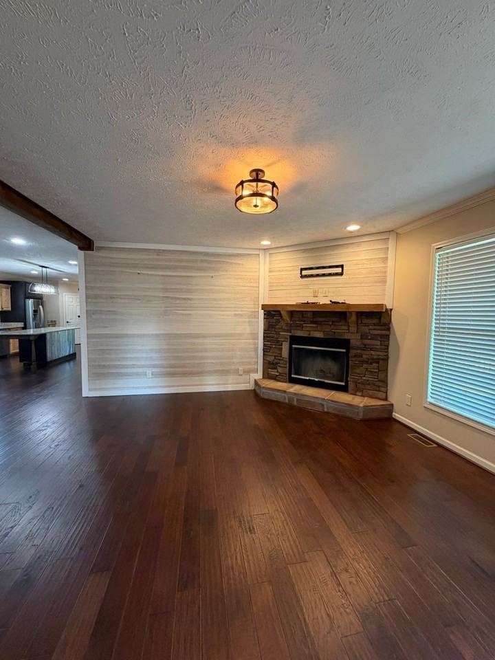 4397 Wagnon Mountain Rd - Photo 7 of 29