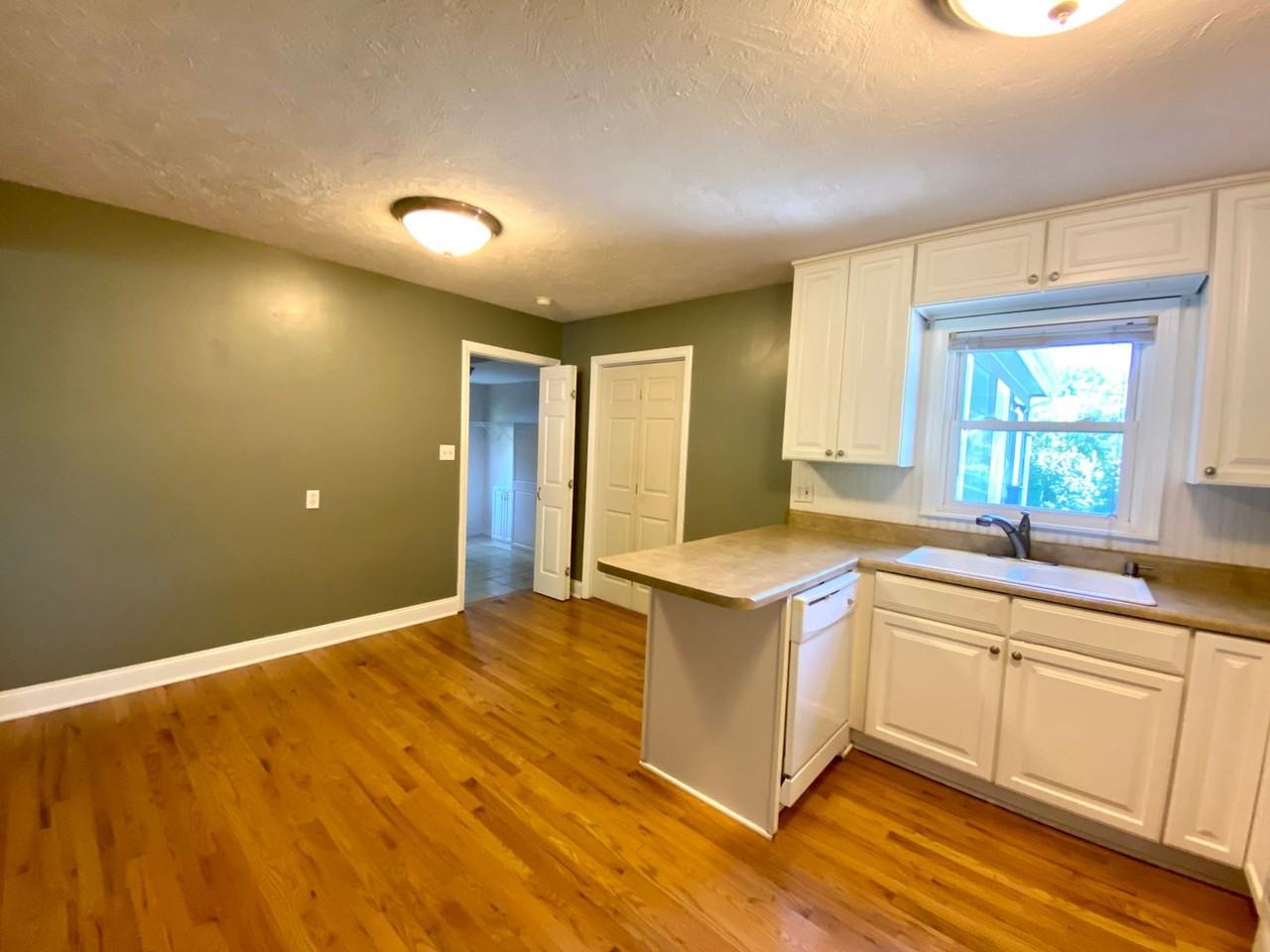 6034 Juniper Dr - Photo 5 of 16