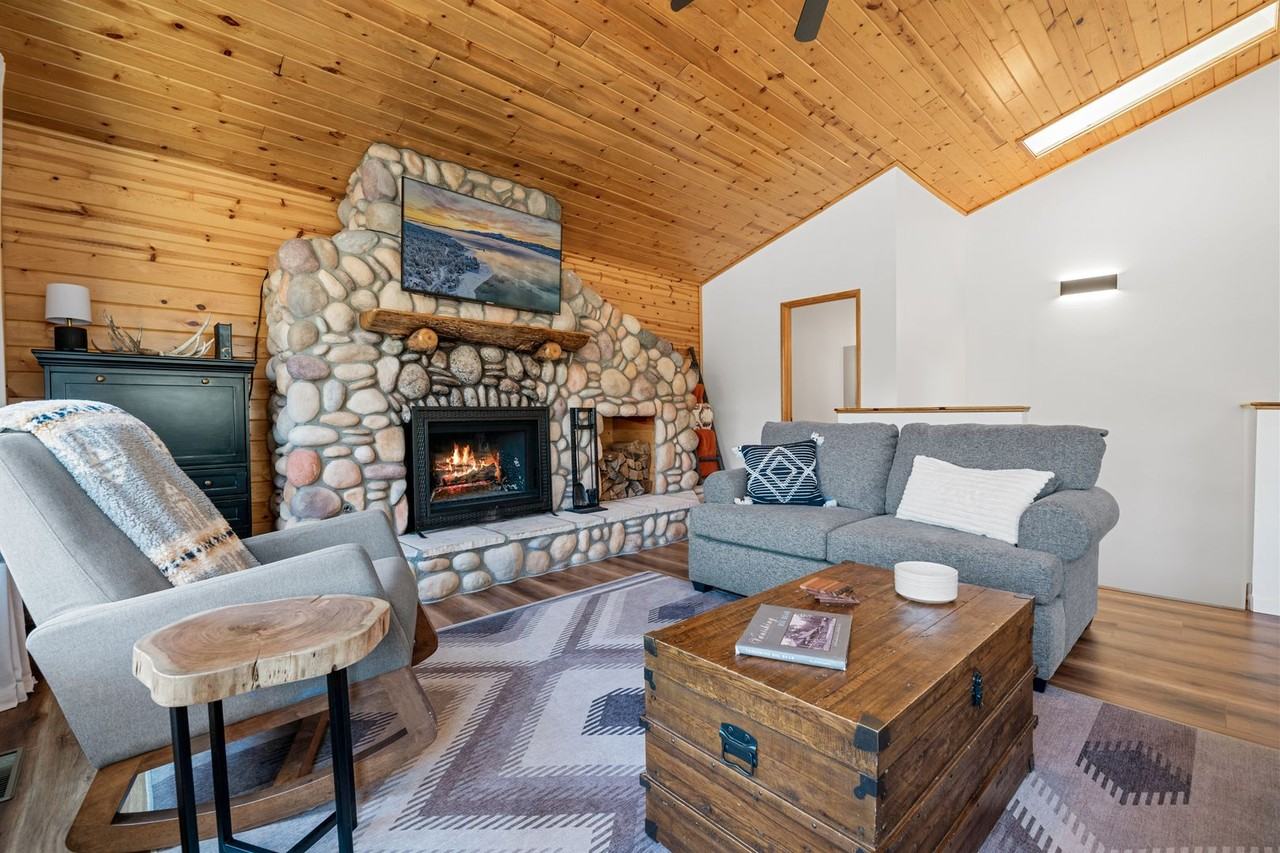 43888 Yosemite Dr - Photo 5 of 24