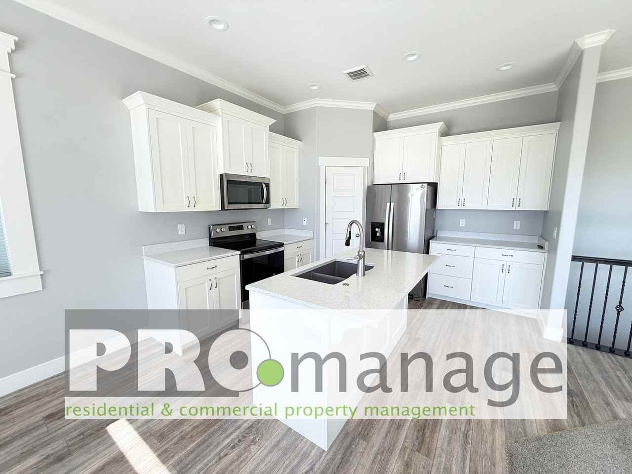 3165 Stella Dr - Photo 2 of 23