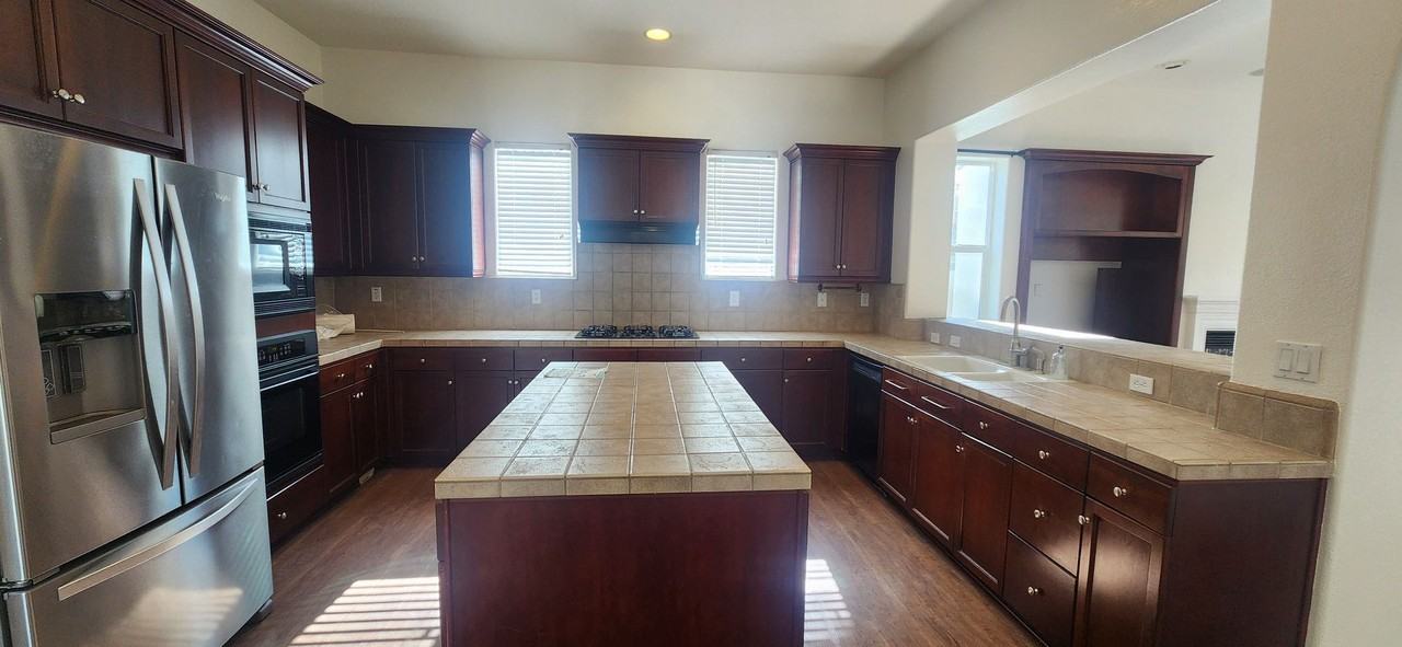 6916 Boa Nova Dr - Photo 7 of 29
