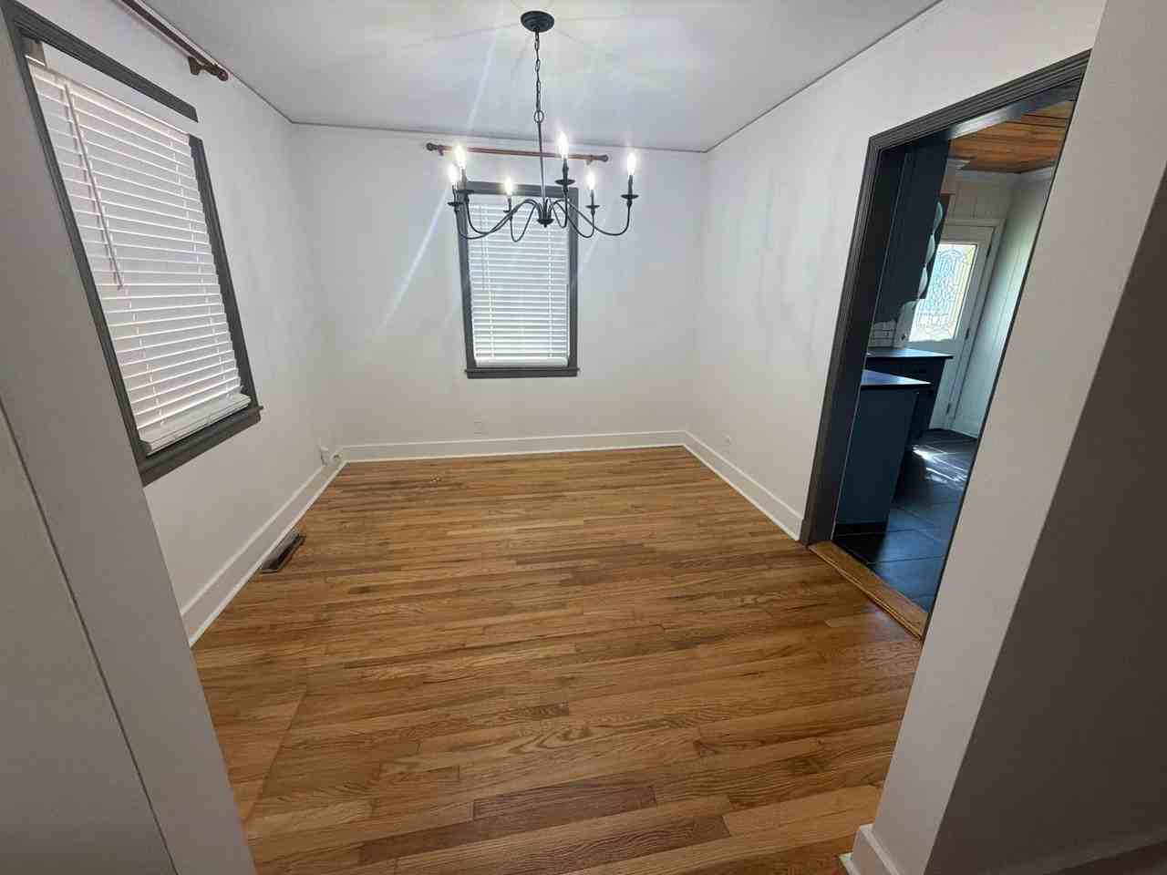 244 E Vineland Rd - Photo 6 of 15