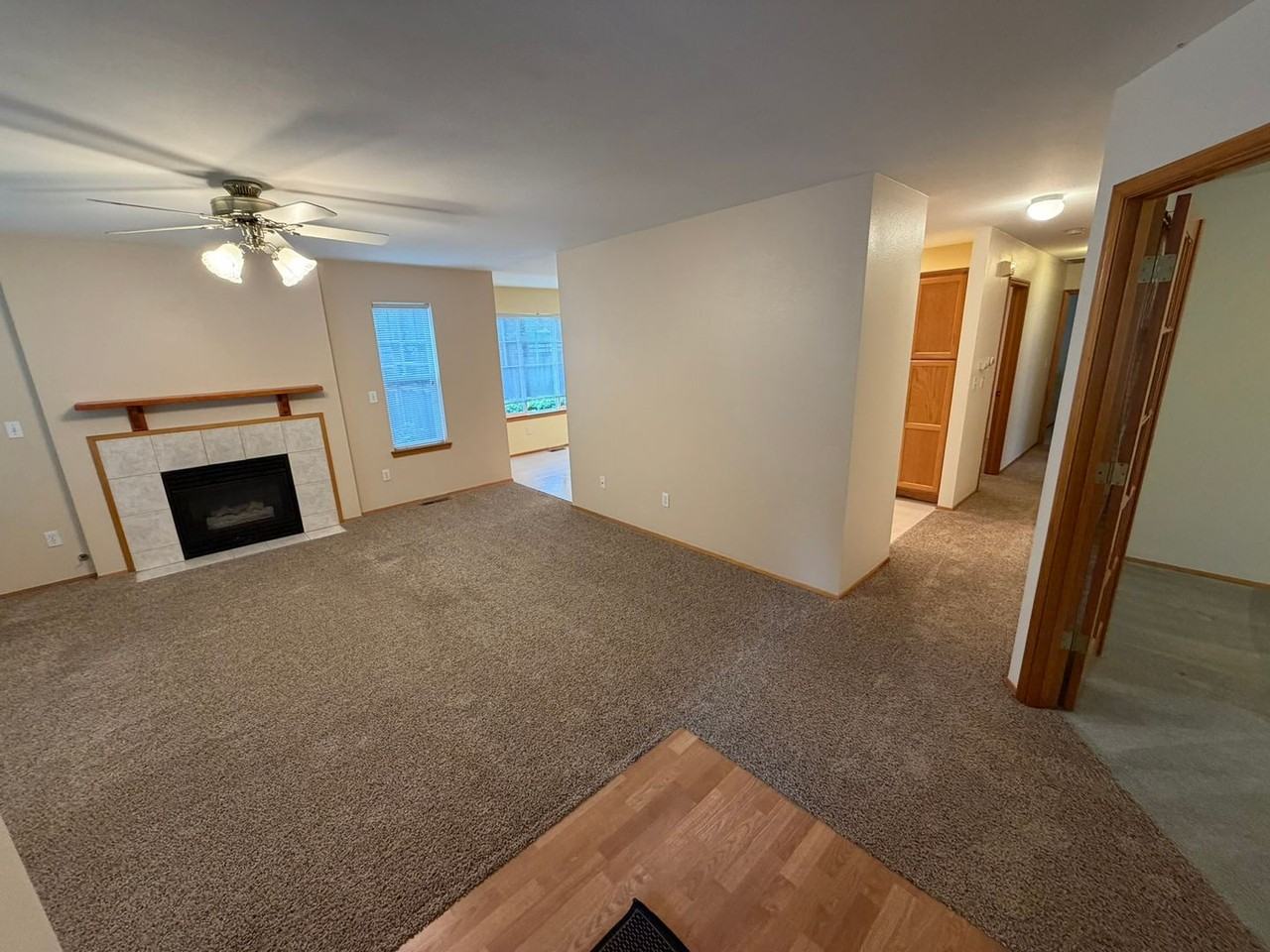 4602 Blakely Dr - Photo 5 of 21