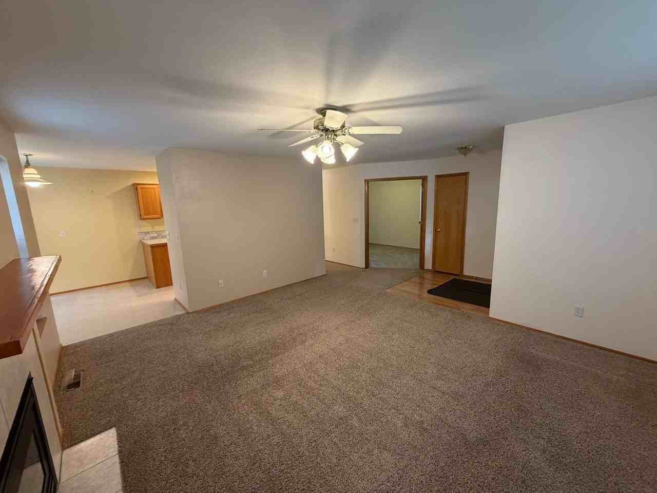4602 Blakely Dr - Photo 7 of 21