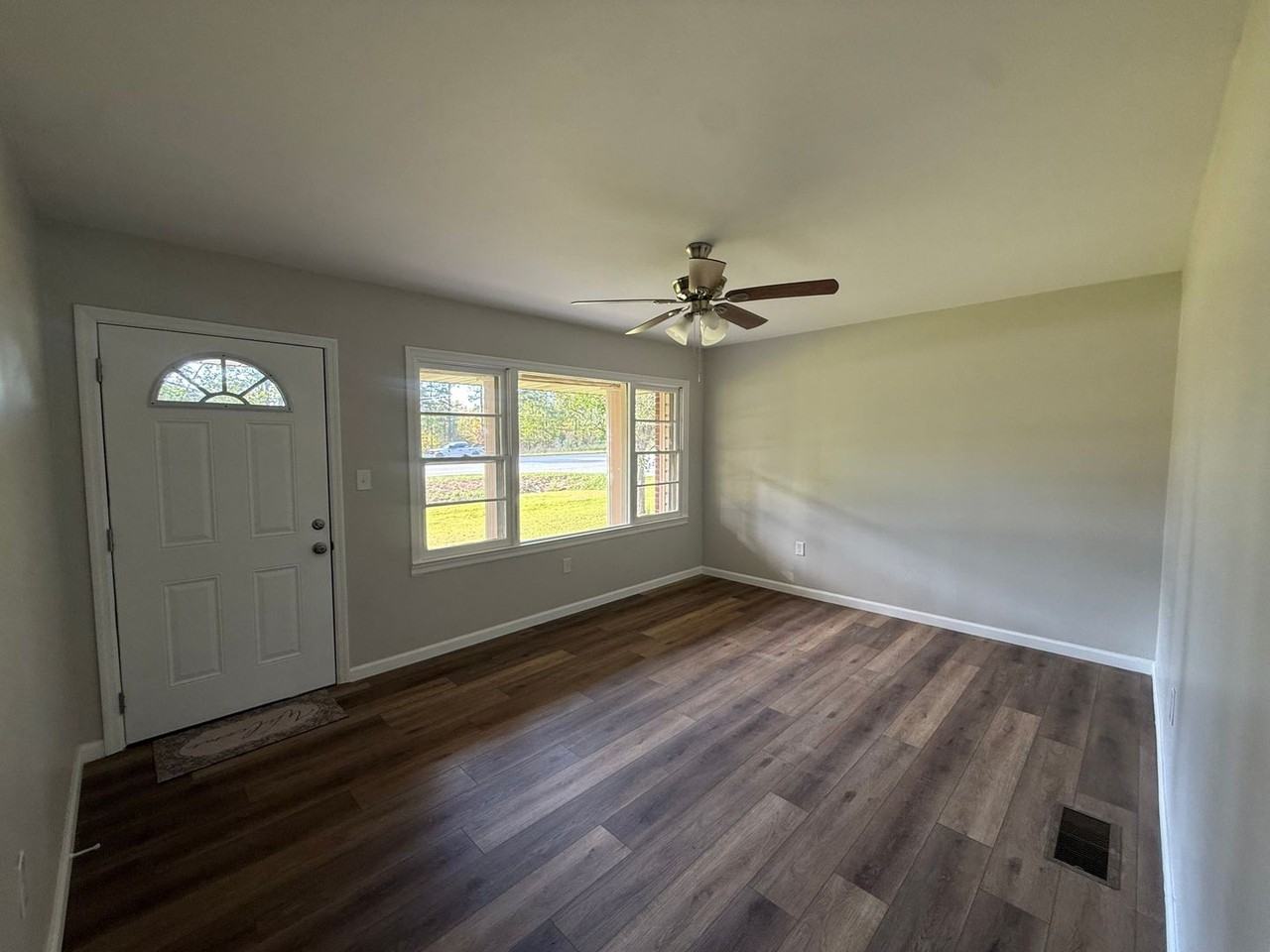 3728 Alabama Hwy Nw - Photo 2 of 12