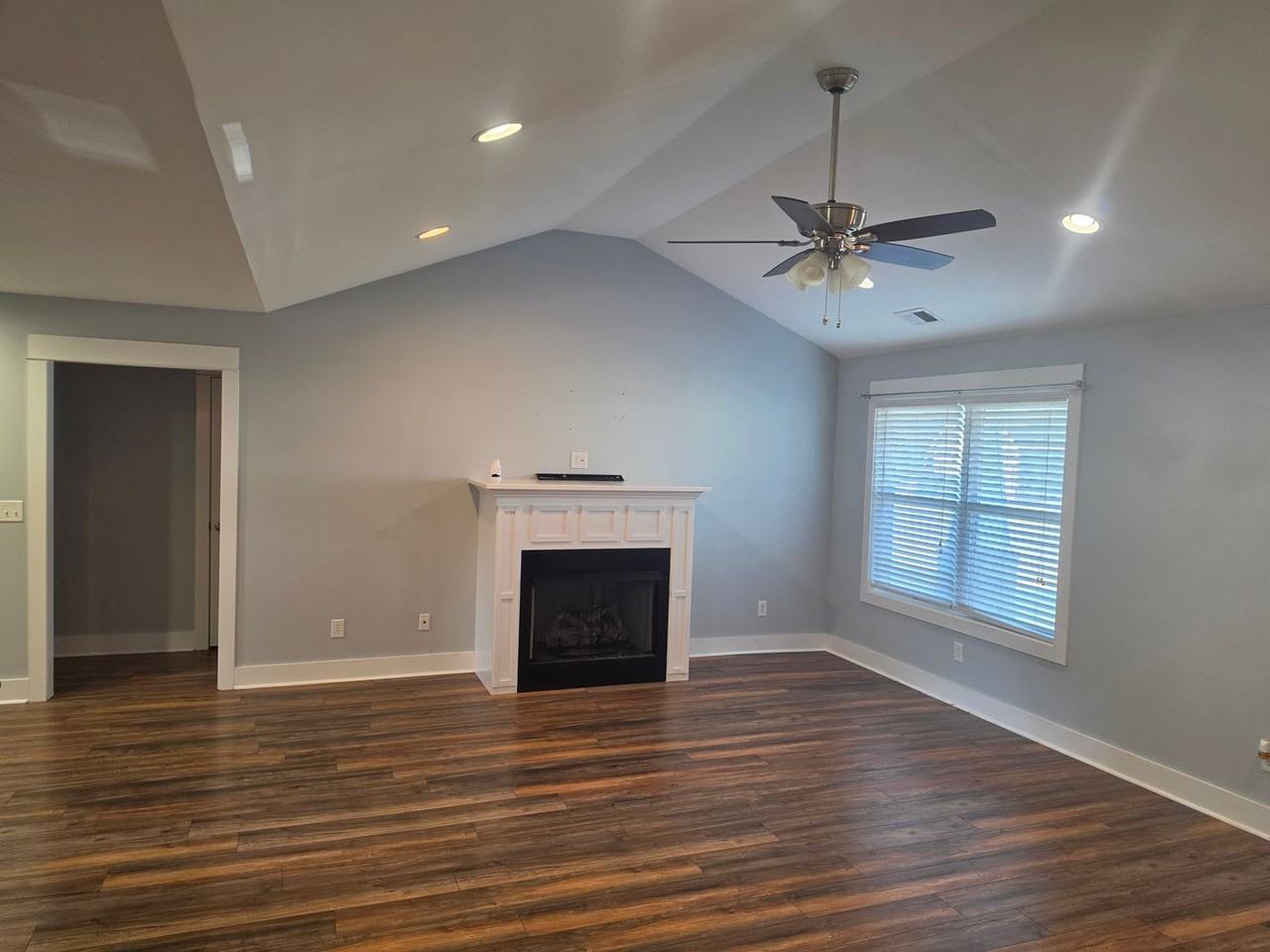 1838 Fox Meadow Trl - Photo 2 of 13