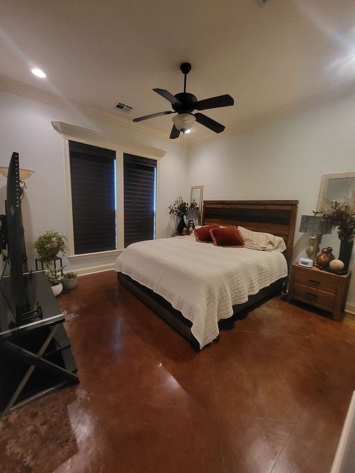 304 Barataria Bay Pt - Photo 2 of 10
