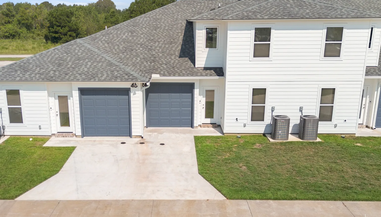 5704 Montegudo Blvd - Photo 3 of 13