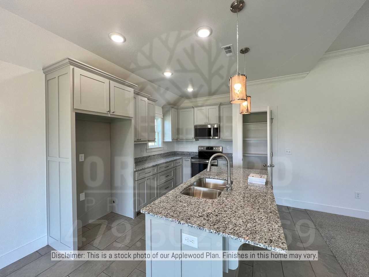 3105 N Arden Way - Photo 6 of 15